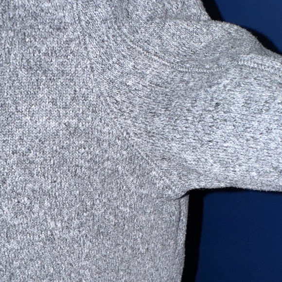 Old Navy Active- Women's Grey Hoodie Size Medium - Picture 10 of 17